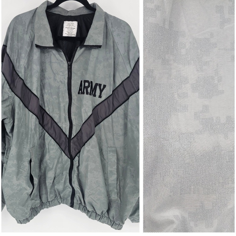 US Army IPFU Training Jacket Mens XL Grey Digital Camo Reflective PT Windbreaker